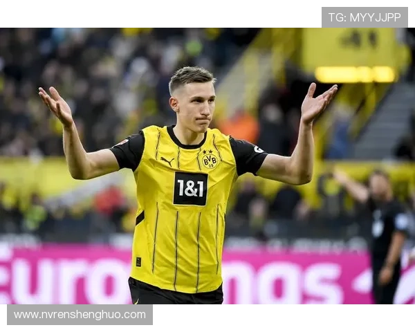 尼科·施洛特贝克：现代足球肌肉力量的象征